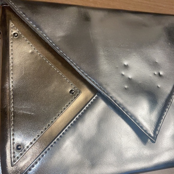 EXPRESS large wristlet or clutch - Picture 5 of 5